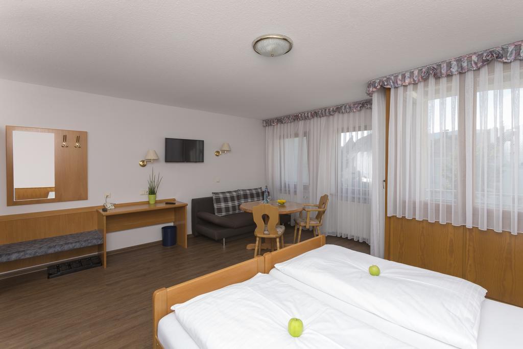 Hotel Gasthof Sonne Fridingen an der Donau Bagian luar foto