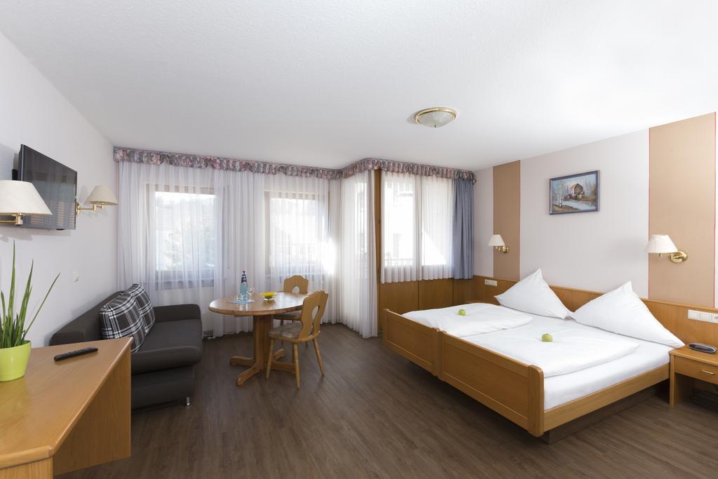 Hotel Gasthof Sonne Fridingen an der Donau Bagian luar foto